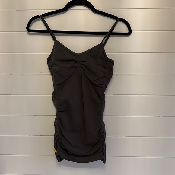 Lole Tank - Picture 1 of 7